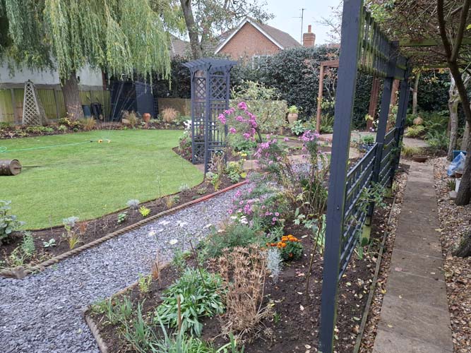 suburban Garden Renewal for lower maintenance
